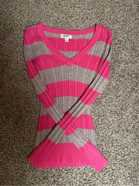 Y2k Hot Pink V-Neck Sweater